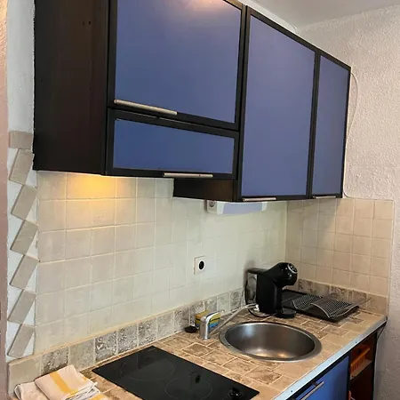 6p Private Garden Little St Tropez *